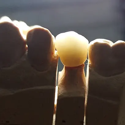 M&A Laboratorio Dental