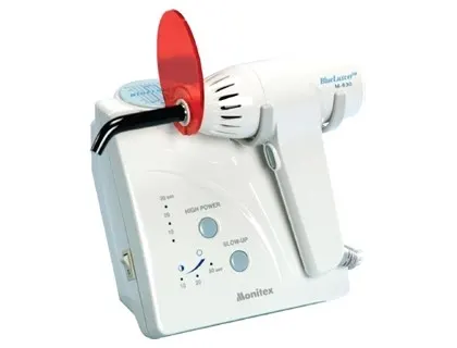 ĐÈN QUANG TRÙNG HỢP MONITEX M-830