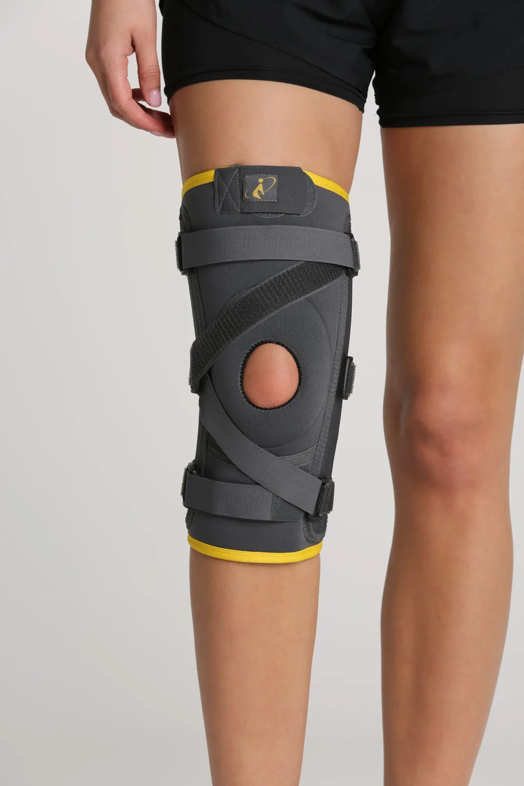 Knee Support with Crossed Ligament | حزام ركبة رباط صليبي