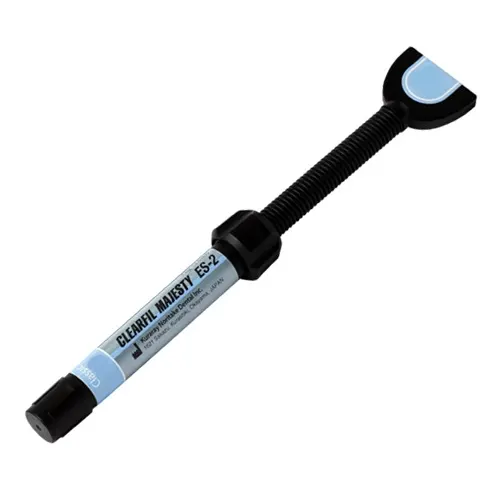 Clearfil Majesty ES-2 Classic Syringe 2.0 ml (3.6g)