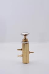 Three-button bottle squeeze key
