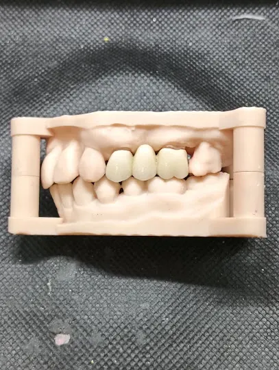GREEN DENTAL LAB