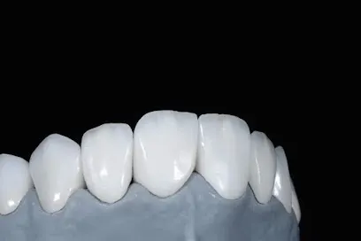 معمل الابتسامه الصافيه . Pure Smile