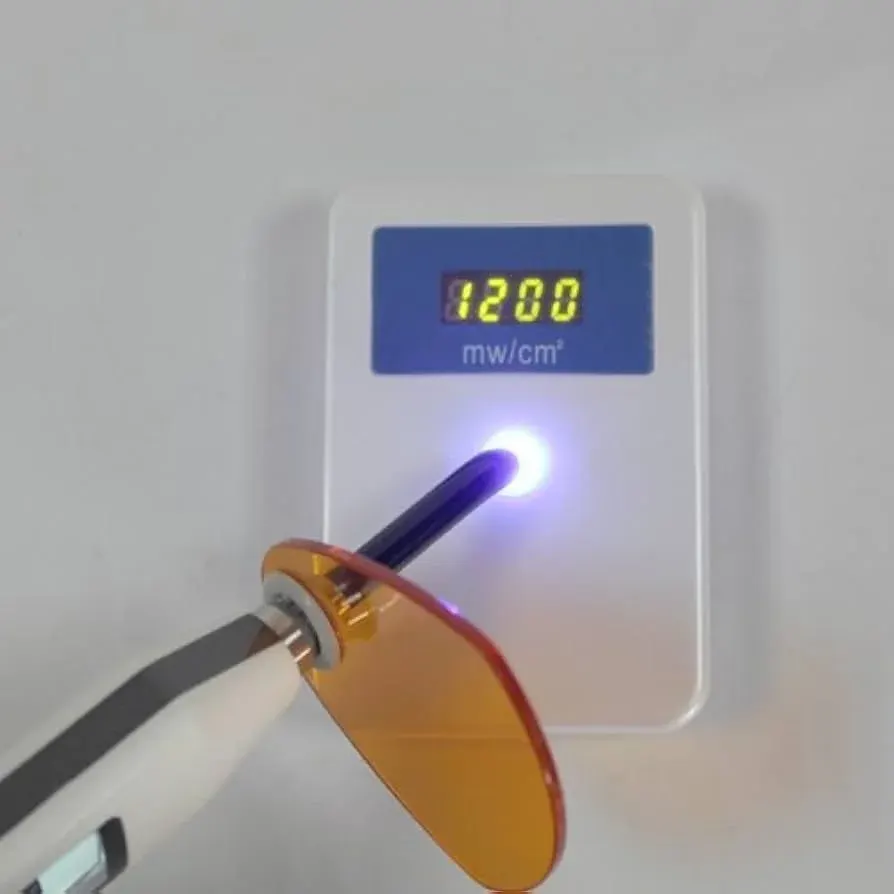 Light cure meter