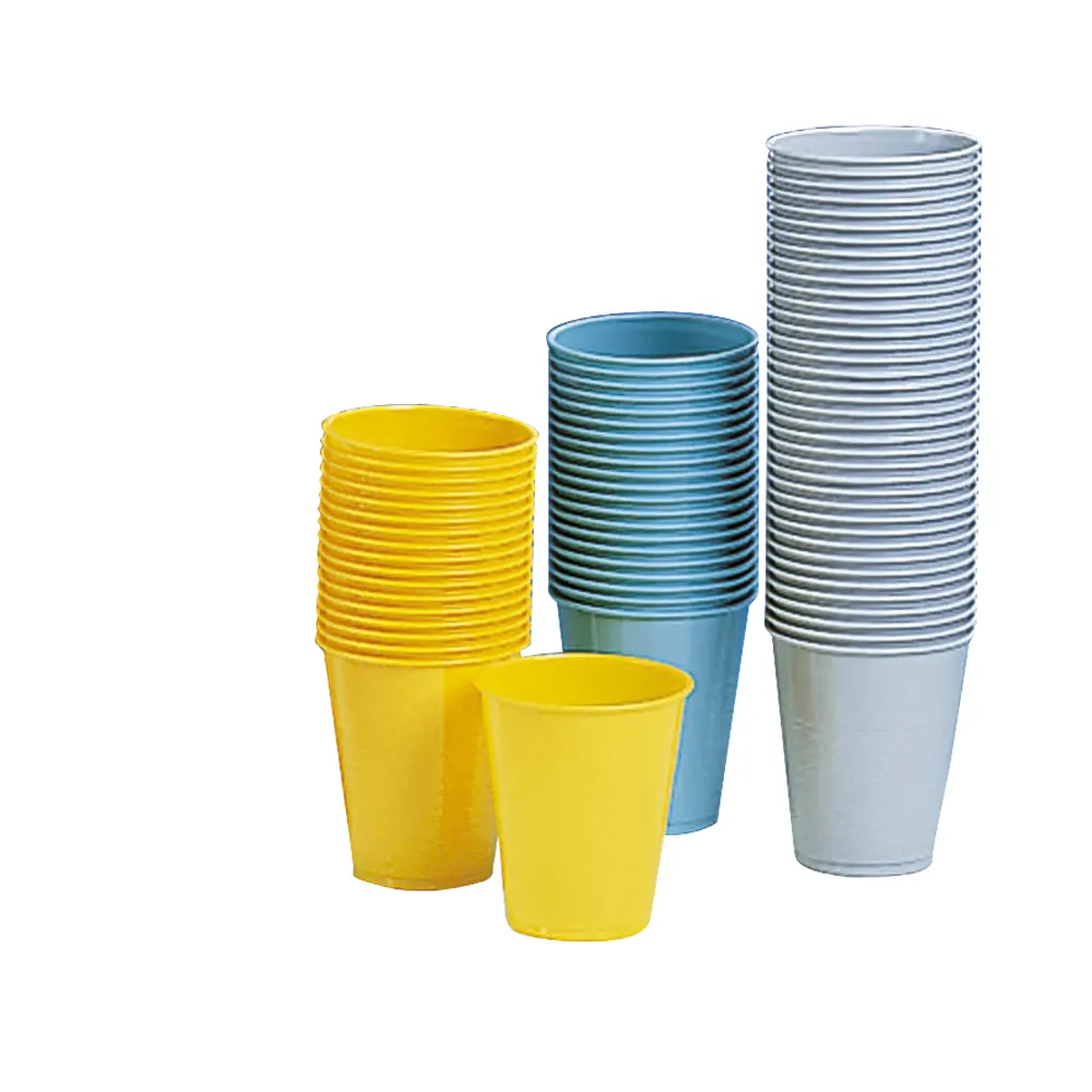 Gobelets en plastique