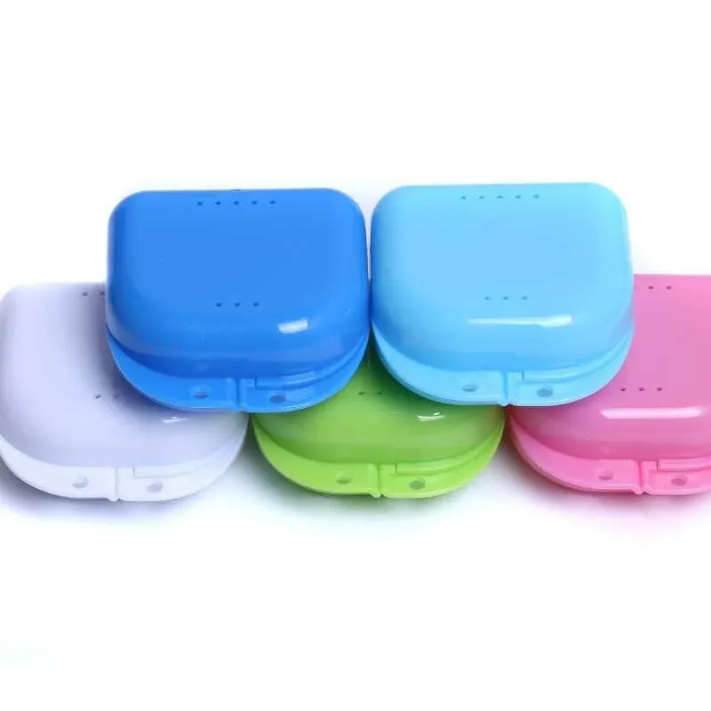 D2D Retainer Boxes - Assorted Colors
