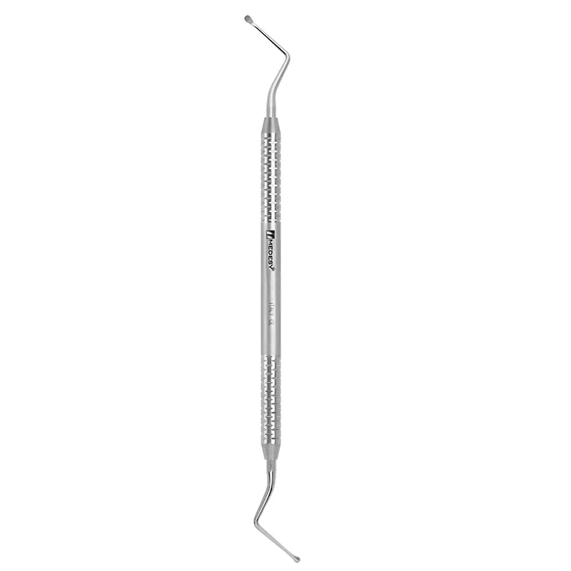 Curette Lucas N°84