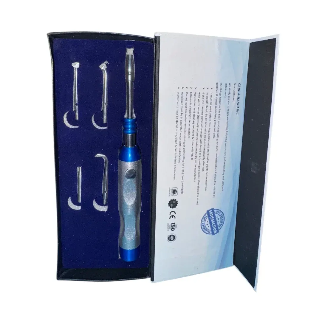 Pakistan Crown Remover