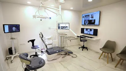 Younes Dental Clinic - Dr Ali Younes – جعيتا