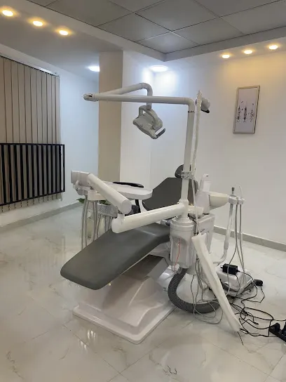Pro+ Dental Clinic Dr. Ahmed Tamous – السلام