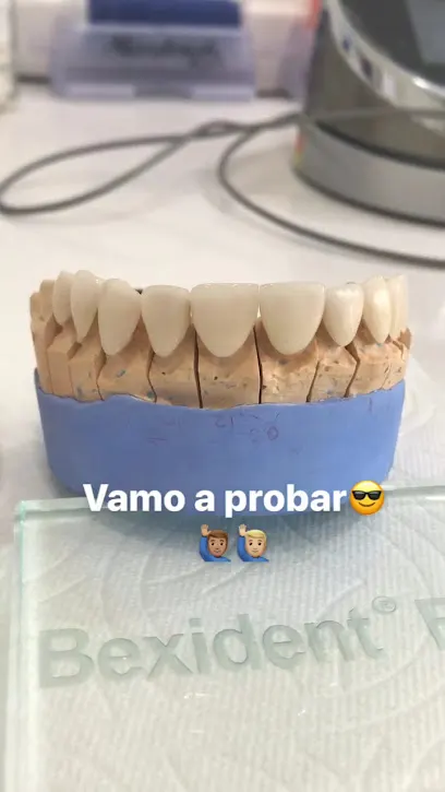 H&L Studio Dental - Dentistas Especialistas - Implantes Dentales (Dentista Matamoros) – Heroica Matamoros