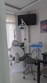 Lora Dental Center – الشروق