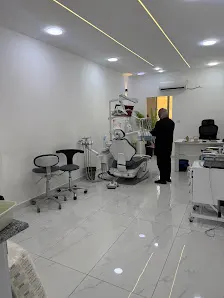 عيادة الدكتور حسام الدين العتلة لطب وجراحة الفم والأسنان