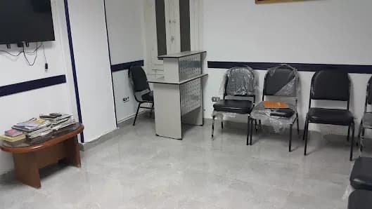 عياده الدكتور امير عادل الديب لطب و جراحه الفم و الاسنان