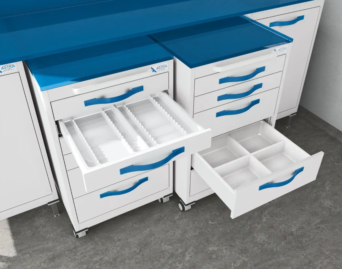 Astra Mobili Metallici