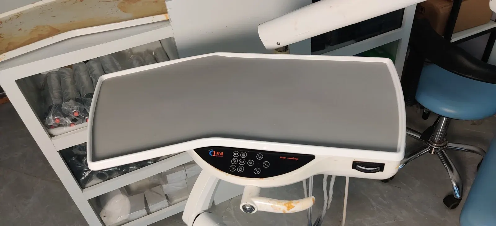 Delivery unit table mart