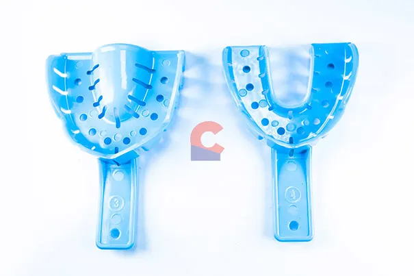 Impression Tray Plastic M