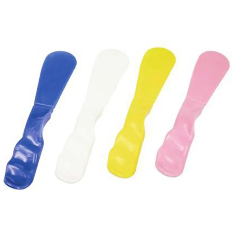 Spatules en plastique